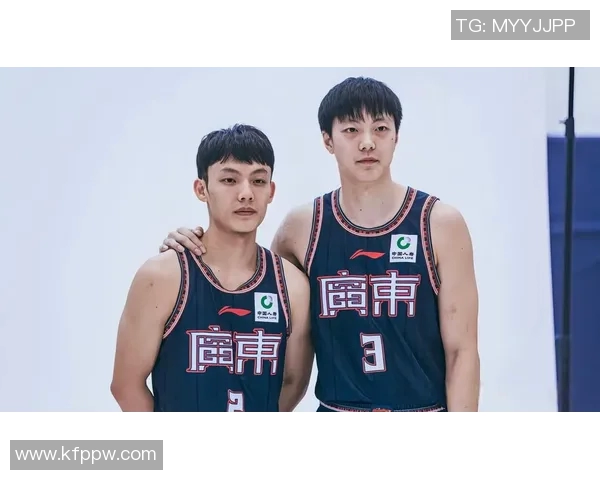 广东宏远与福建队激战正酣谁能在CBA赛场上笑到最后 广东宏远与福建队激战正酣谁能在CBA赛场上笑到最后